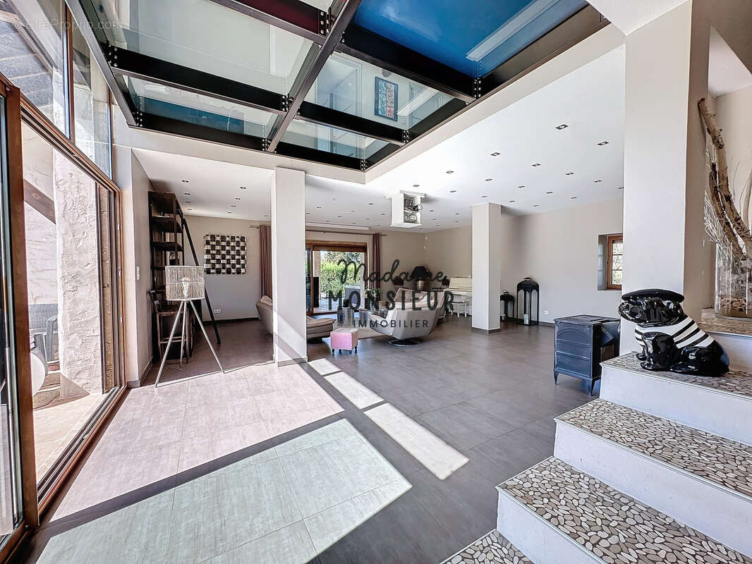 Maison à BOURGOIN-JALLIEU