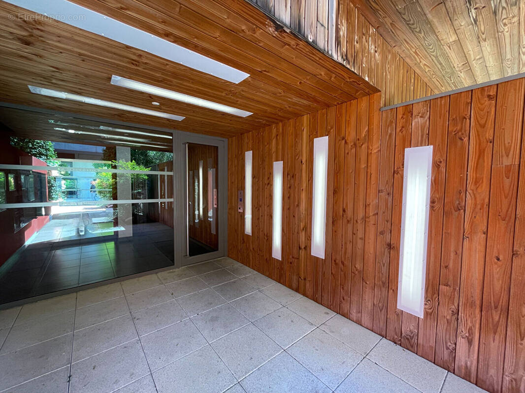 Appartement à JUVIGNAC