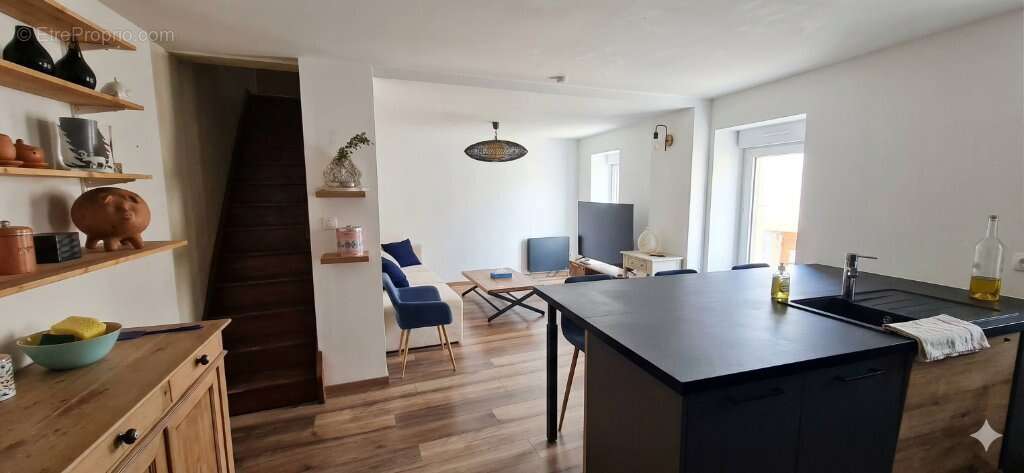 Appartement à COUCHEY