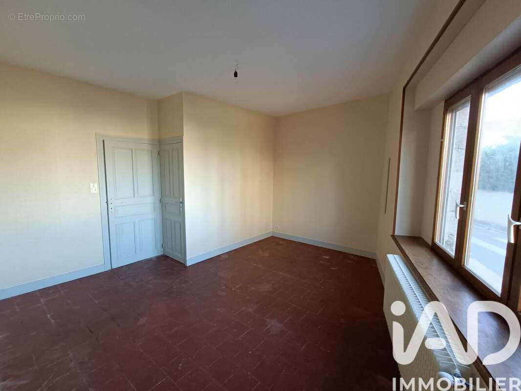 Maison 103 m² à Selommes  - photo 9
