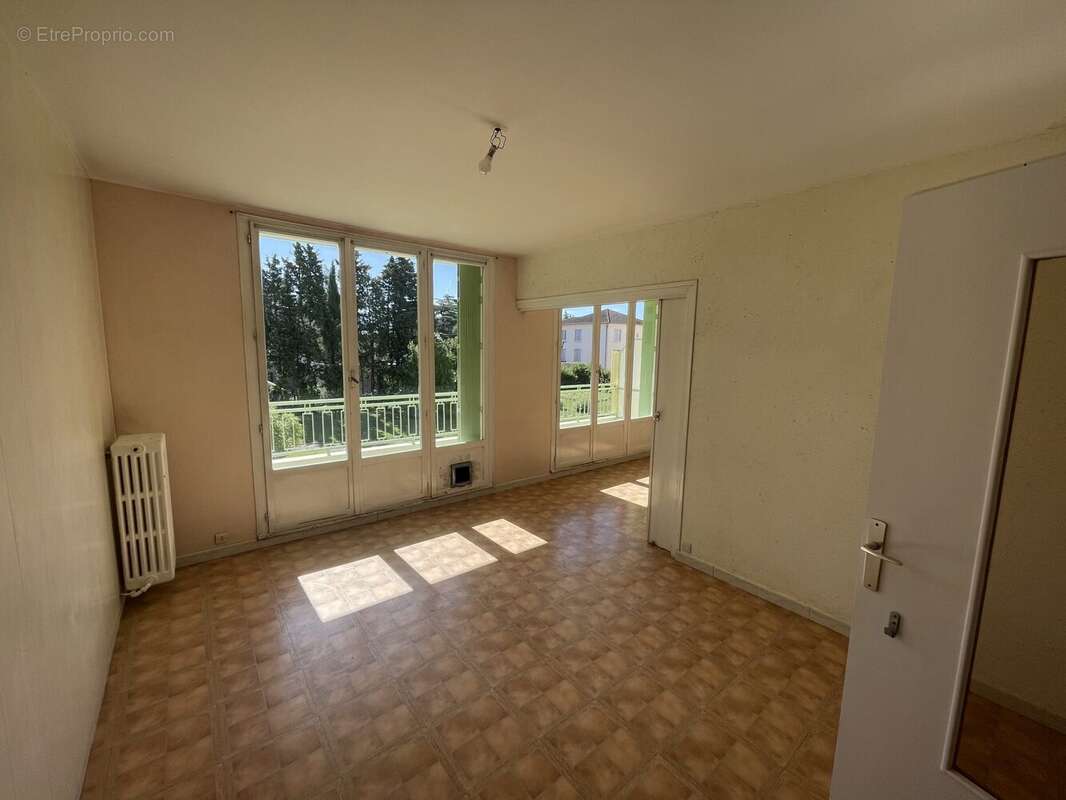Appartement 65 m² à Romans-Sur-Isere  - photo 6