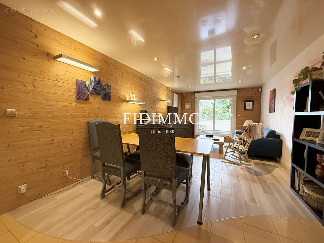 Appartement à CHENNEVIERES-SUR-MARNE