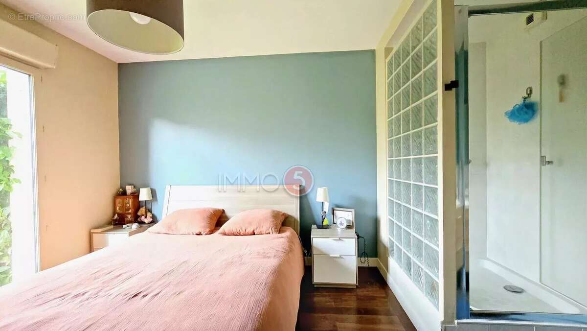 Appartement à LE RAINCY