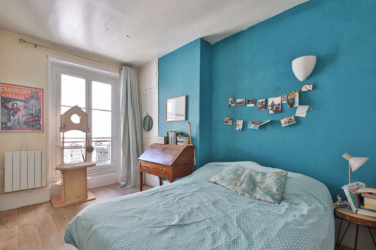 Appartement à PARIS-14E