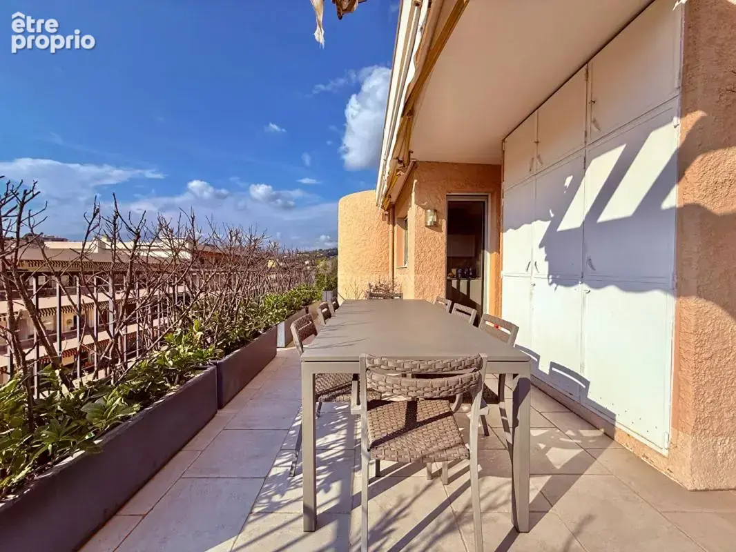 Penthouse vue mer avec ascenseur privatif ? Le Cannet - photo 13