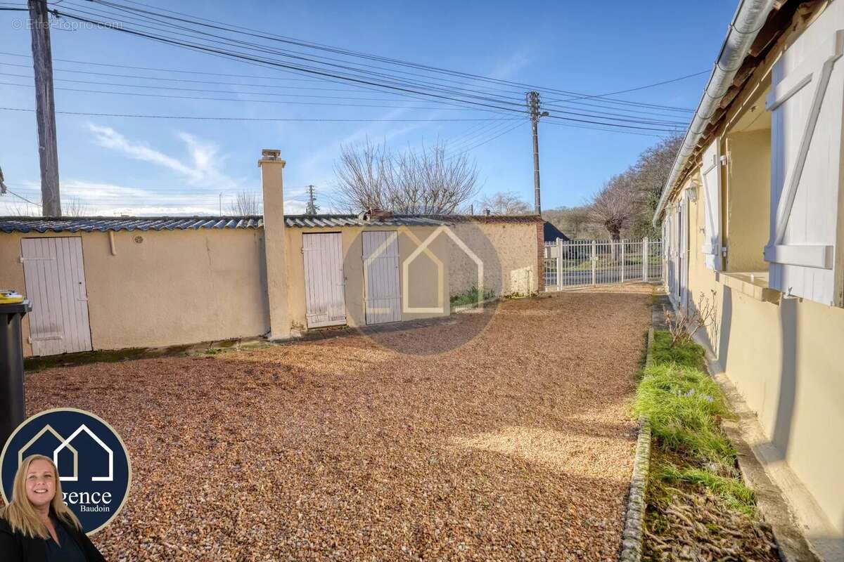Maison à SAINT-LUPERCE