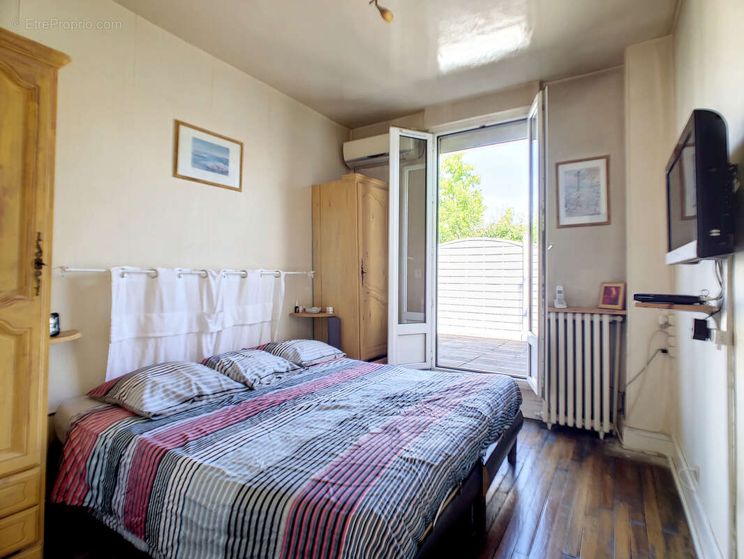 Maison à SAINT-MAUR-DES-FOSSES