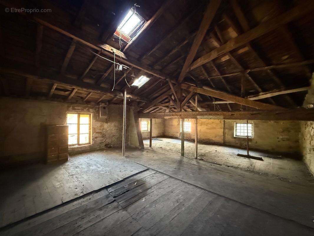 Appartement à L&#039;ARBRESLE