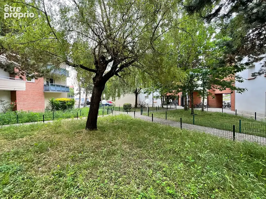 Appartement T1 au dernier étage, avec terrasse et parking à Blagnac - photo 9