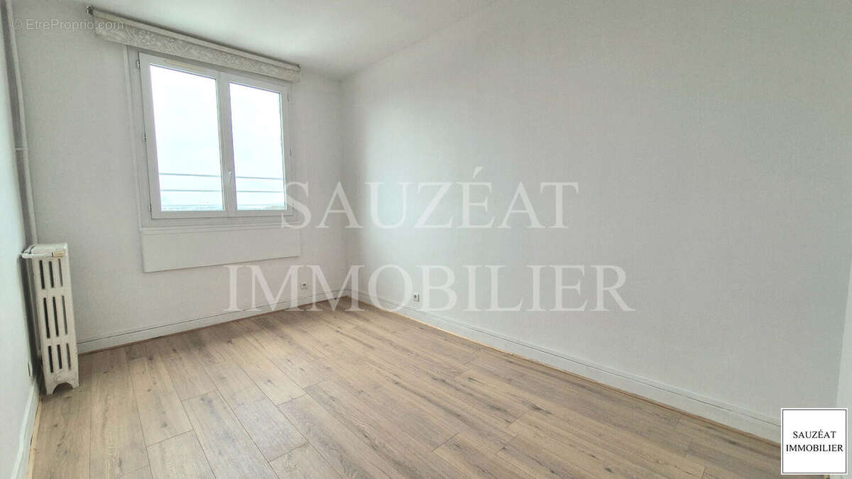 Appartement à BAGNEUX