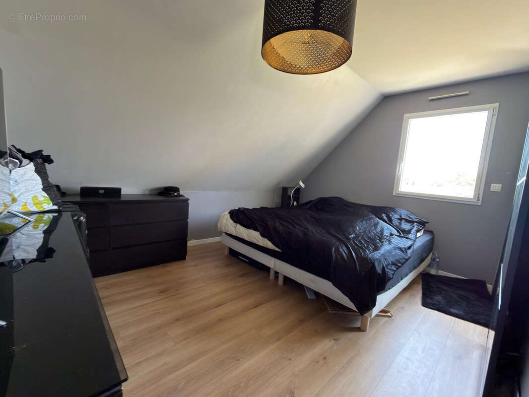Maison familiale 5 chambres avec vie de plain-pied, Bourg de Plomelin - photo 8