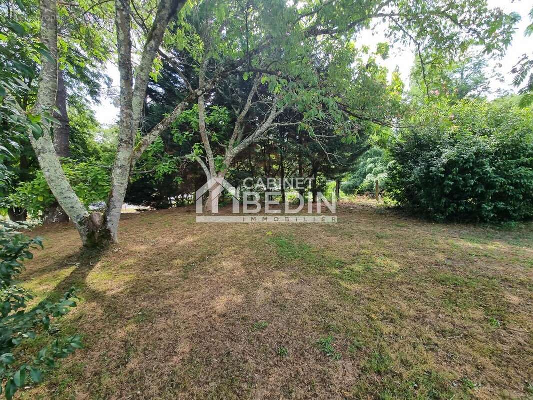 Maison à CABANAC-ET-VILLAGRAINS