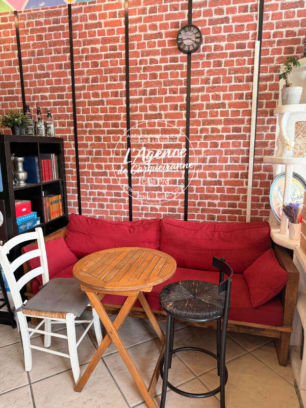 A vendre fonds de commerce ou location gerance bar a vins bieres avec licence iv idealement situe dans le quartier de la faviere - photo 16