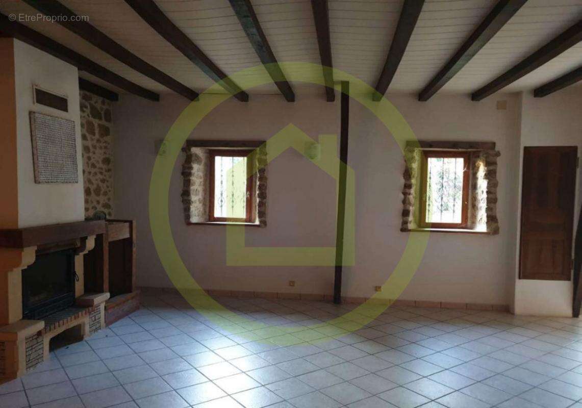 Maison à SAINT-CHABRAIS