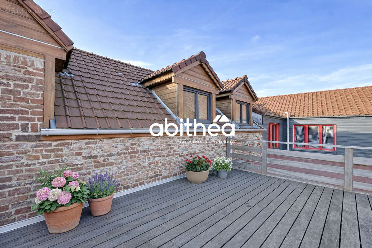 Commerce à HERSIN-COUPIGNY