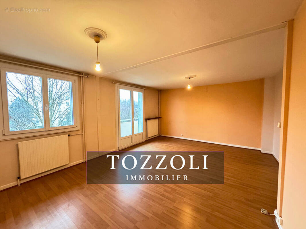 Appartement à BOURGOIN-JALLIEU