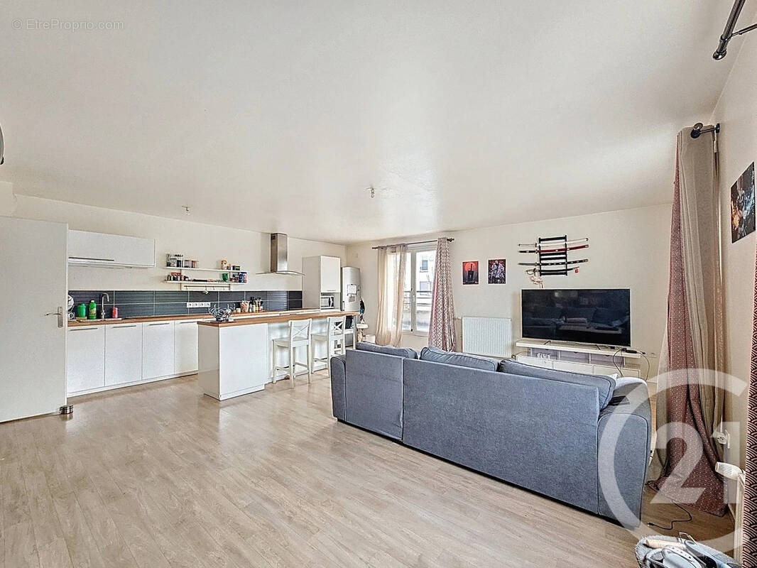 Appartement à MOISSY-CRAMAYEL