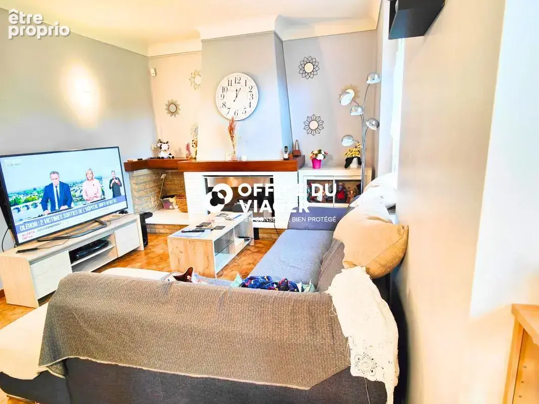 Maison - 6 pièces - 142,21 m² - photo 5