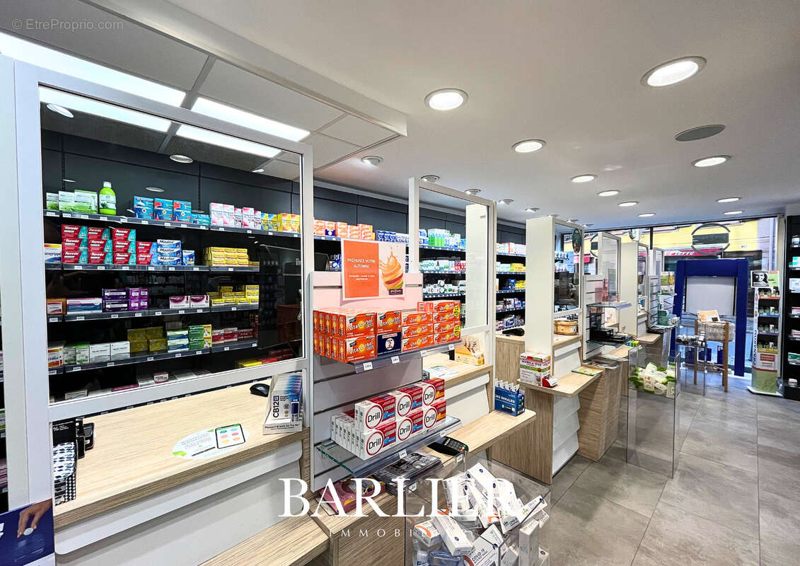 Commerce à WASSELONNE