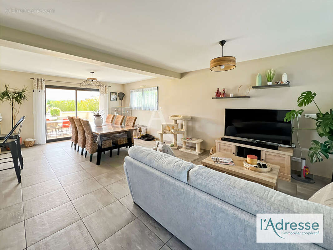 Maison à FRESNE-LE-PLAN