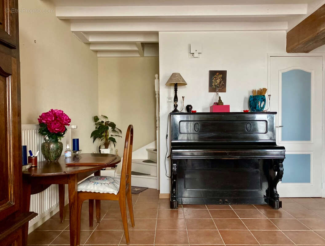 Maison à SAINT-EMILION