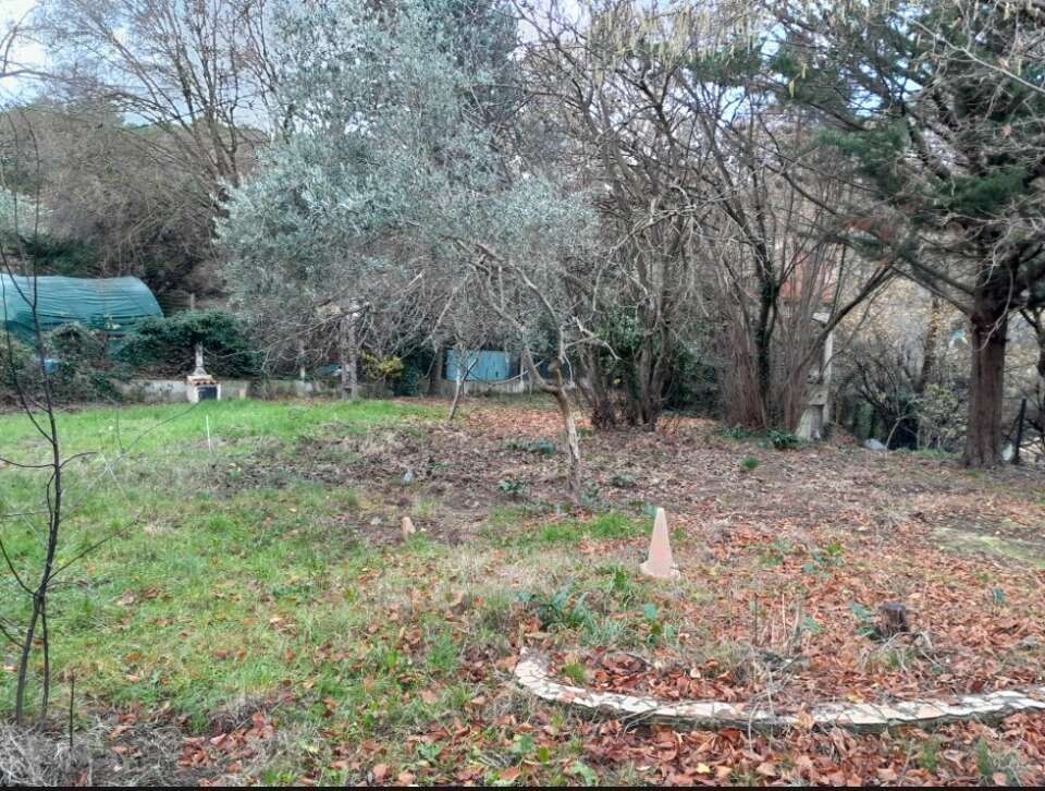 Terrain 431 m² à Fuveau  - photo 3