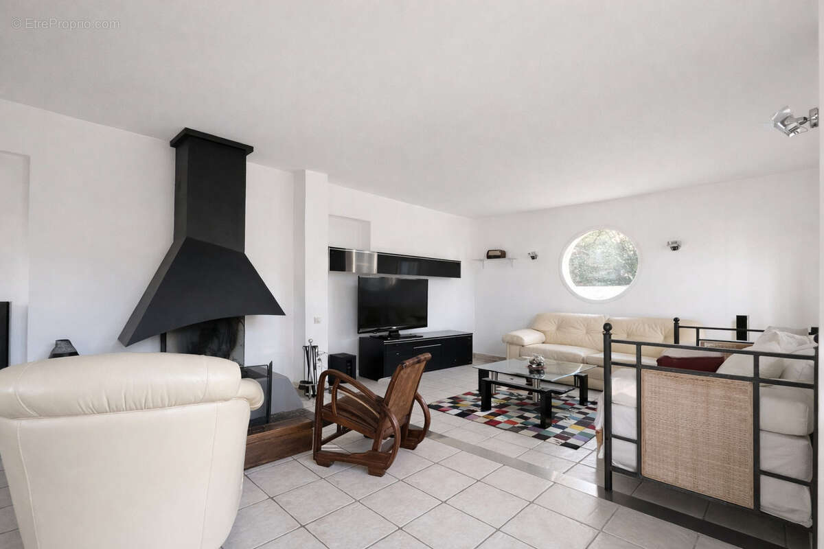 Maison à PORTES-LES-VALENCE