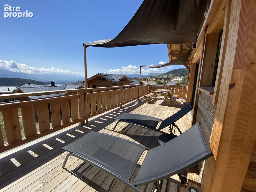 FONT-ROMEU - Splendide chalet en ossature bois à l'état du neuf de 221 m2 à vendre avec garage et terrasse - photo 3