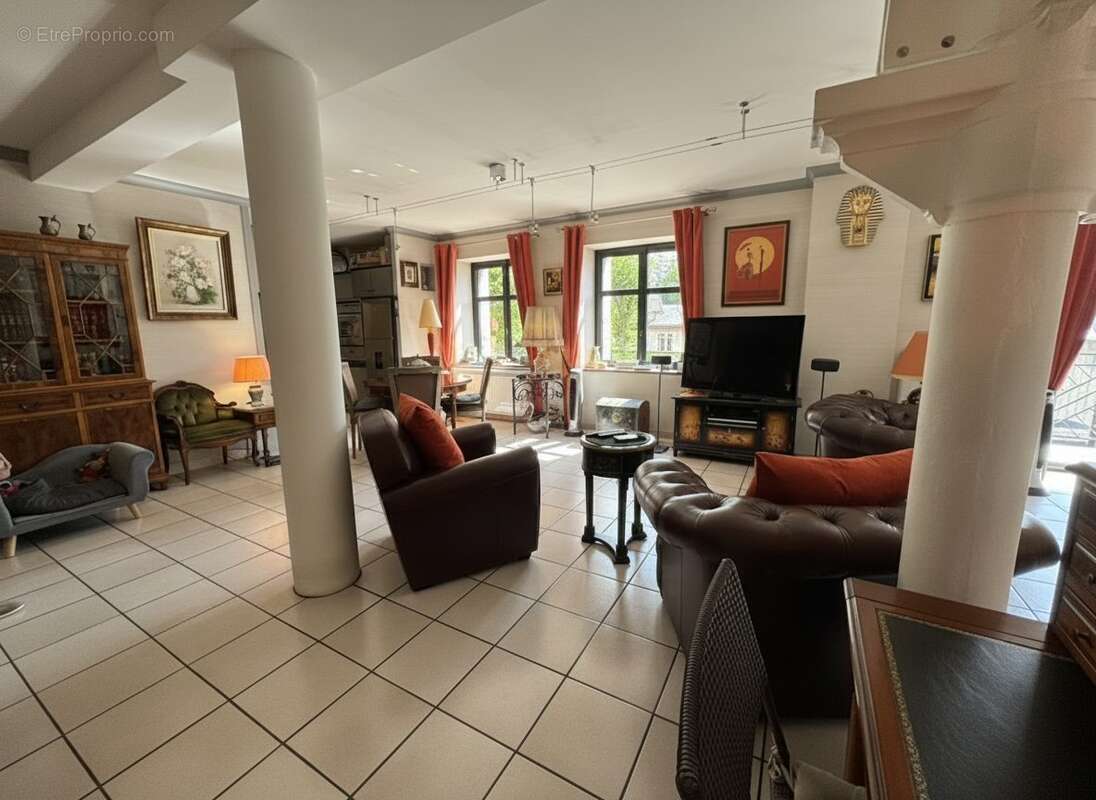 Appartement 111 m² à Orleans  - photo 3