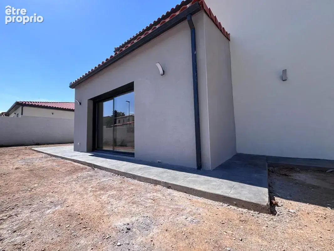 Magnifique maison neuve de 130 m²  en R+1 sur un terrain 3 faces piscinable sans vis-à-vis - photo 3