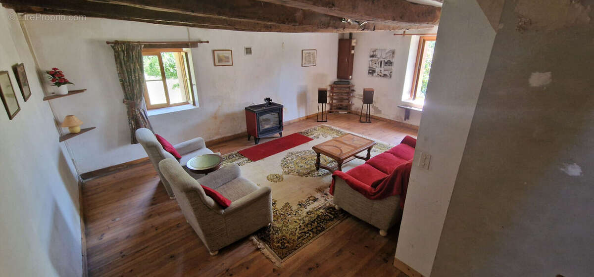Maison à MENEAC