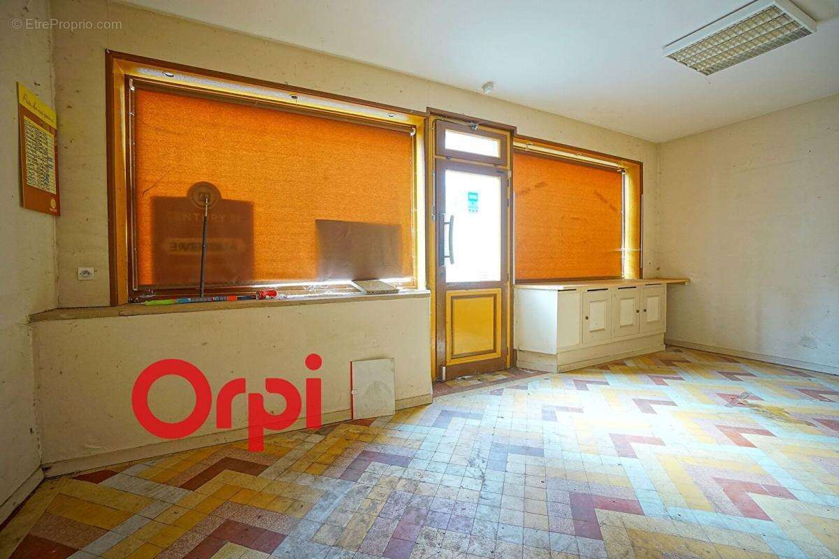 Ideal investisseur, Immeuble à vendre au cœur historique d'Orbec - photo 6