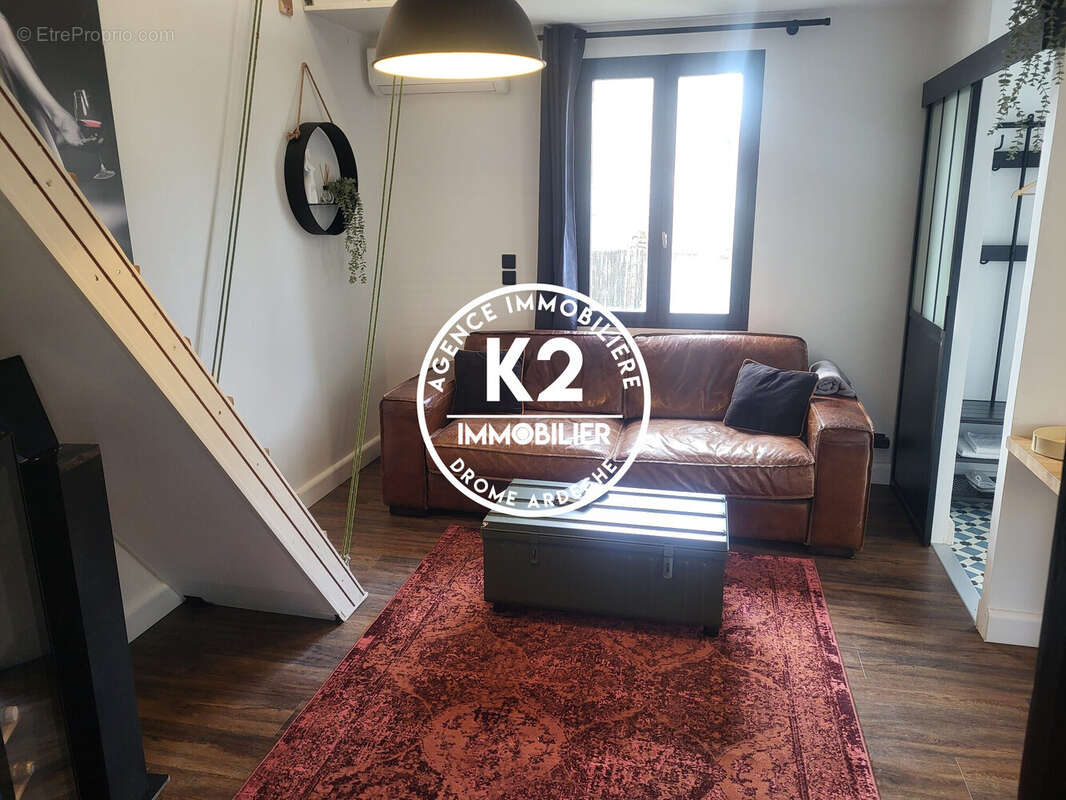 Maison à MONTELIMAR