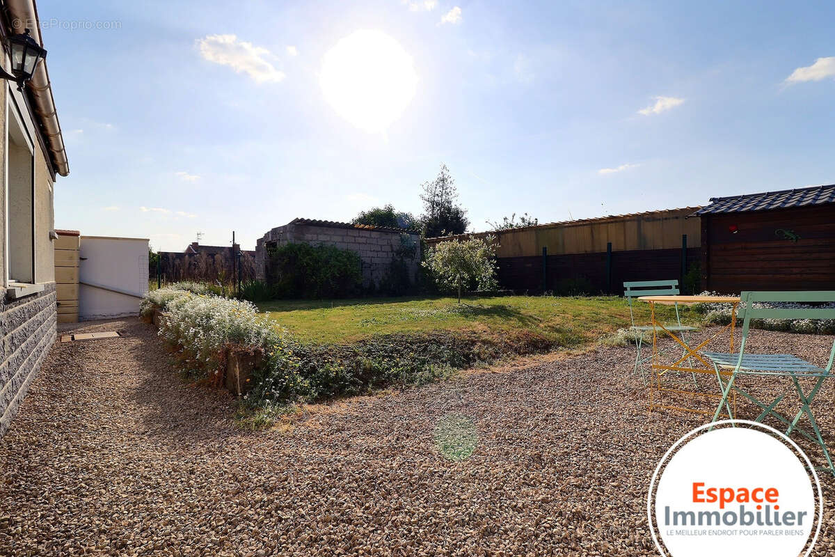 Maison à NEUVILLE-SUR-ESCAUT