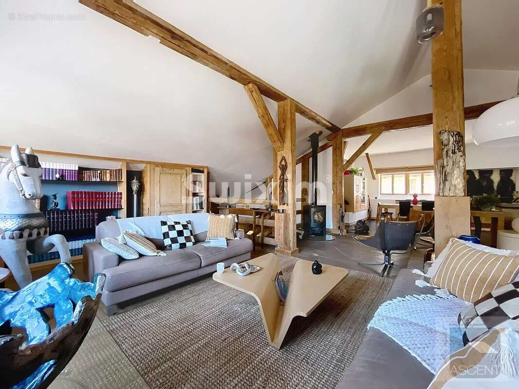 Appartement duplex à vendre à Saint-Gervais. - photo 3