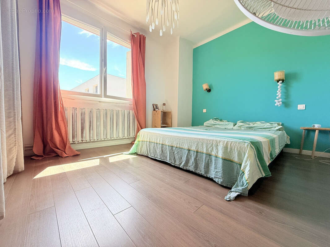 Appartement au premier et dernier étage, avec jardin privatif de 135m2 - photo 8