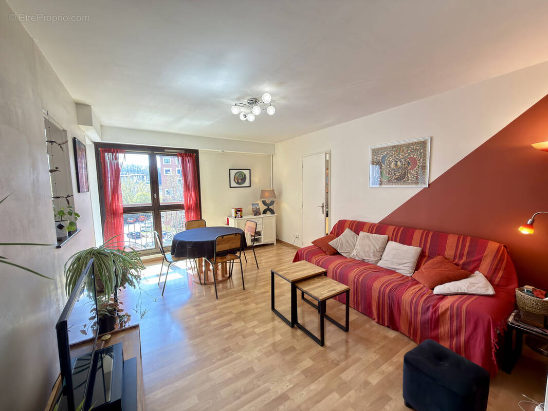 Appartement à MEYTHET