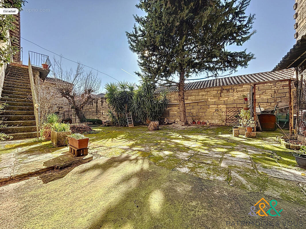 Appartement à BEAUCAIRE