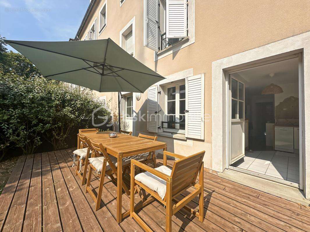 Superbe appartement avec jardin, cave et parking - photo 9