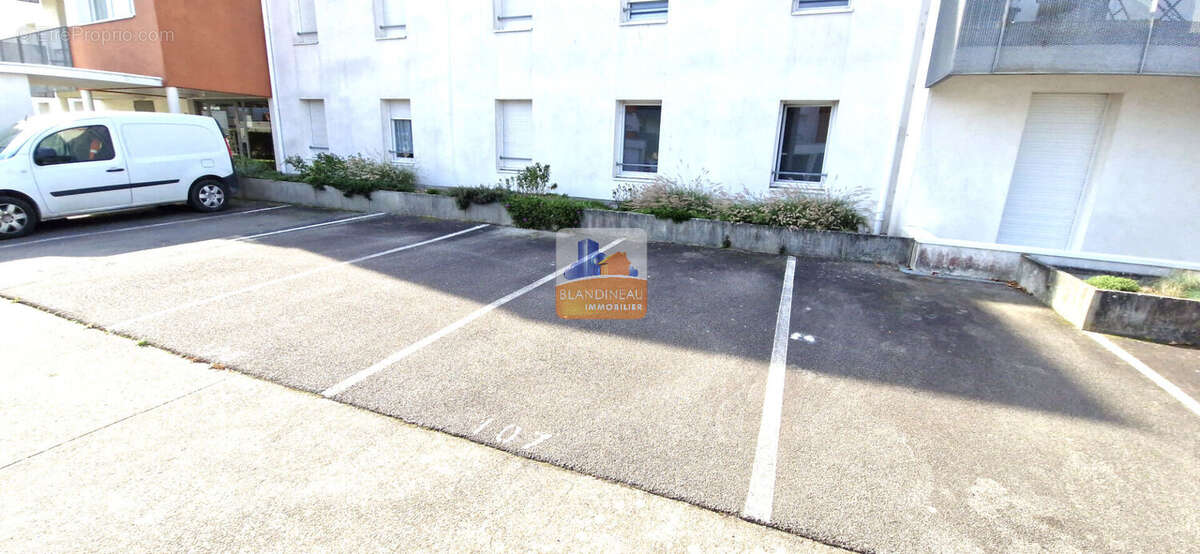 Appartement à BOUGUENAIS