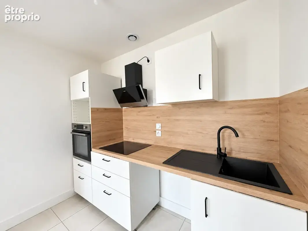 Immeuble de rapport   7 appartements   Fort potentiel locatif   Centre de village - photo 3