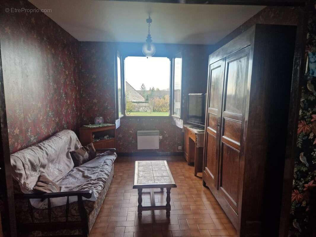 Photo 4 - Maison à BELLENAVES