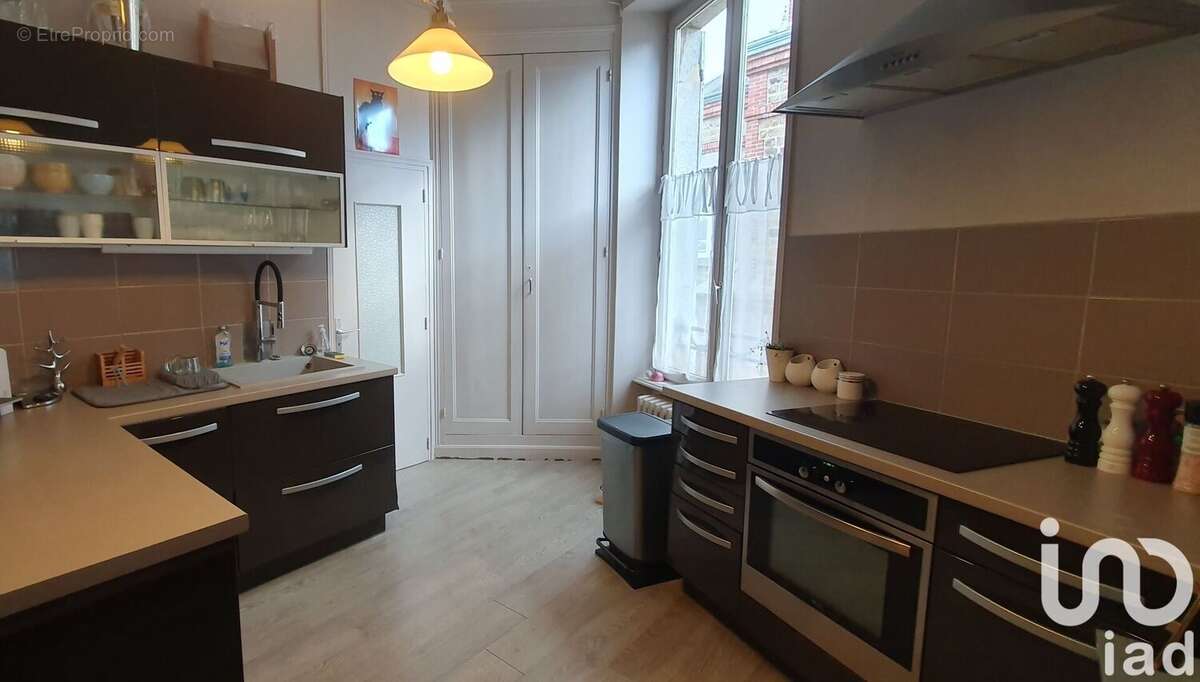 Photo 8 - Appartement à VILLEDIEU-LES-POELES