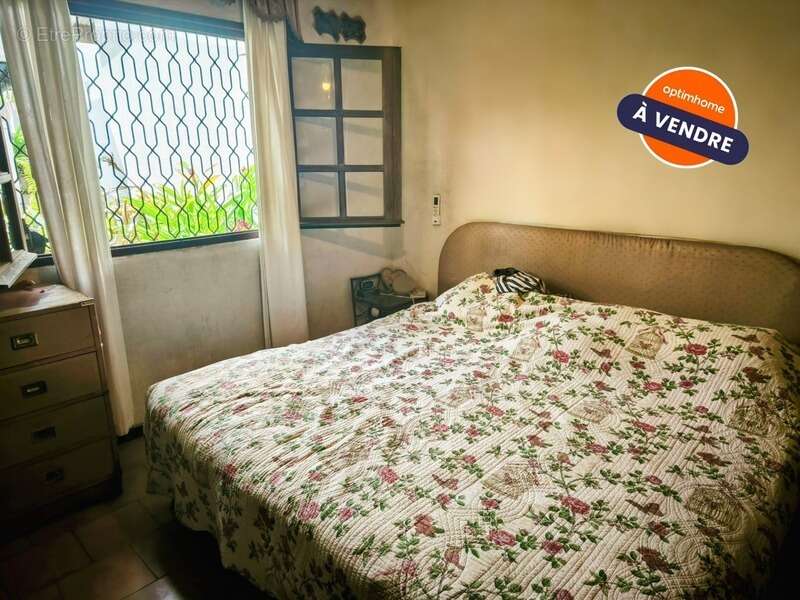 Maison à SAINT-LAURENT-DU-MARONI