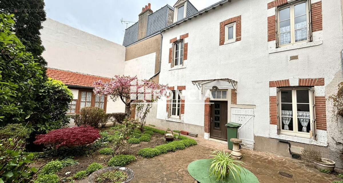 Maison à ORLEANS