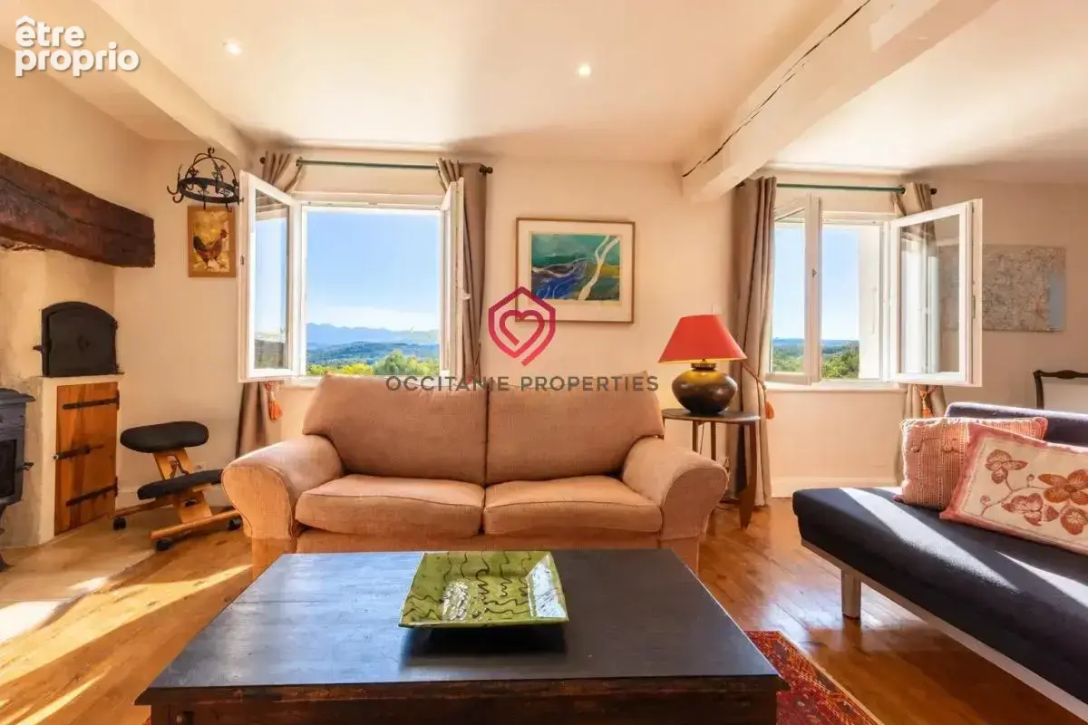 Maison de caractère avec 6 chambres, piscine et vue dégagée sur les Pyrénées - photo 24