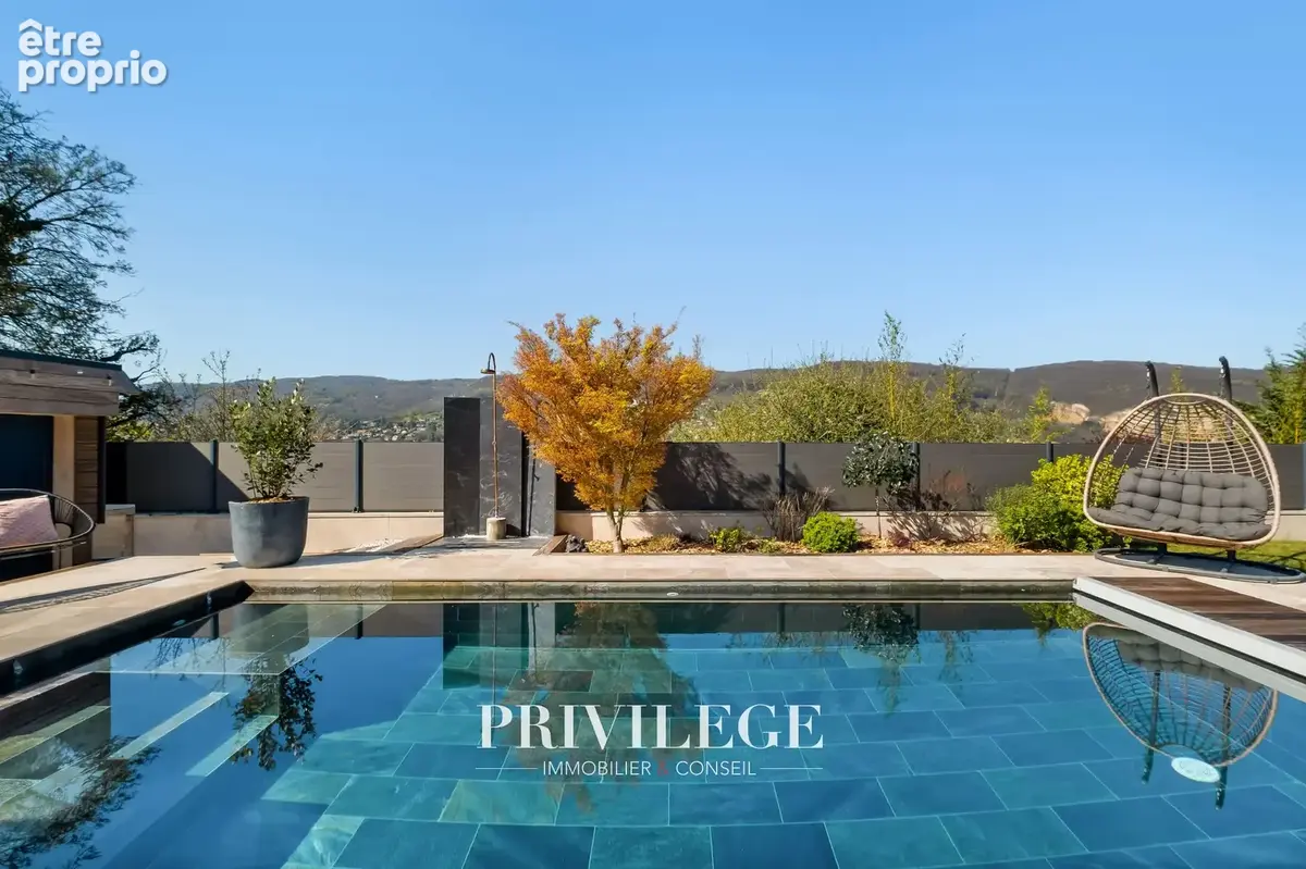 Maison d'architecte de 242 m2 avec vue et piscine - photo 22
