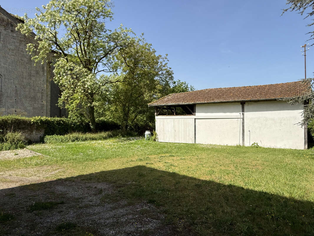 Maison à MOUCHAN