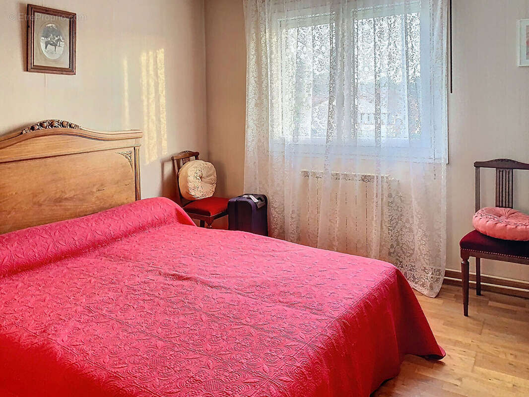 Maison à VILLENAVE-D&#039;ORNON