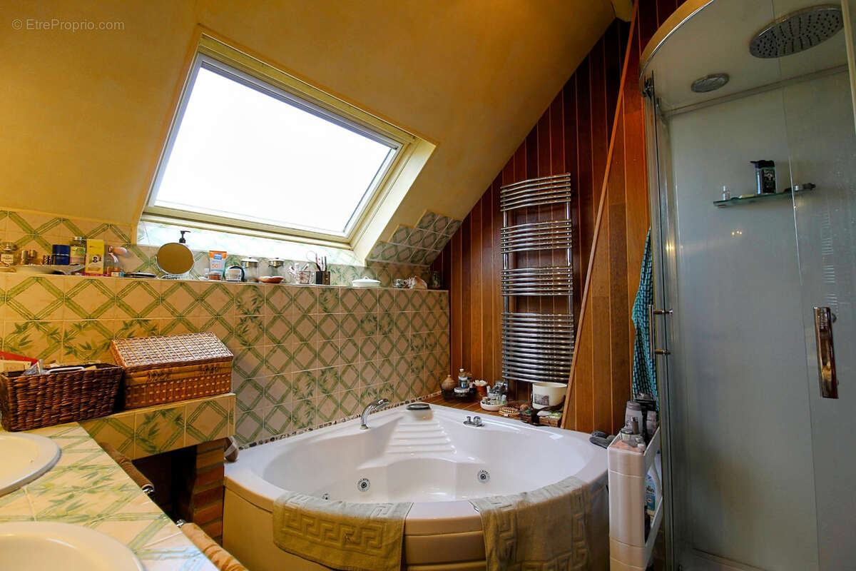 EPERNON 10 mn - Maison ancienne avec dépendance à vendre - photo 10